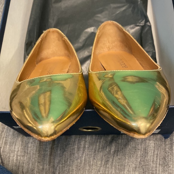 Gold Flats - Picture 5 of 7